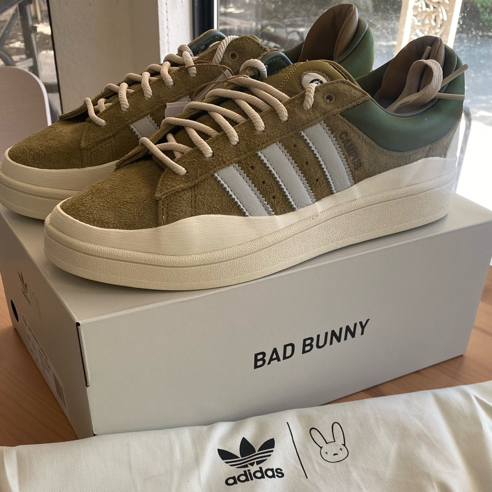 Bad bunny x campus light “Wild Moss” size 10.5